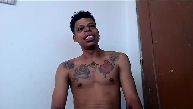 Snapshot of BrandonStond chatting on 06.14.26 BrandonStond online show from 06.14.26