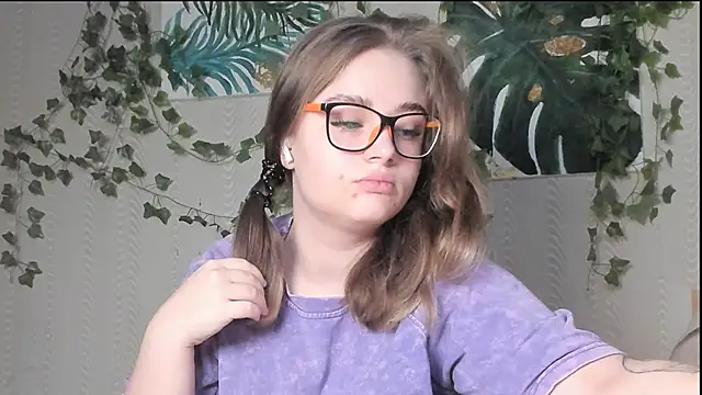 Seductive She Wolf online show from 11.29.25