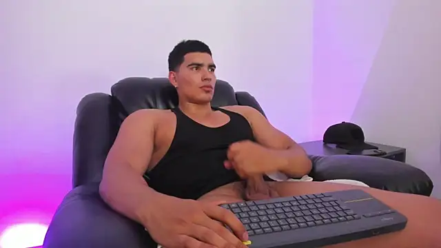 JamesGraay online show from 01.22.25