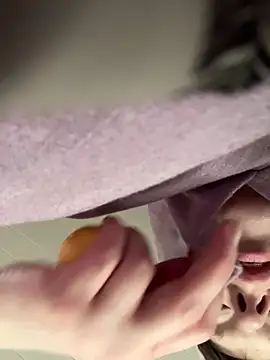 KatieBARBiE98 online show from 04.19.26