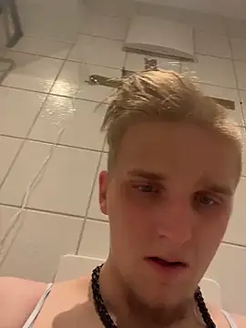 Michaela1222 online show from 04.18.26