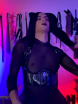 akinoro  online show from 10.10.25