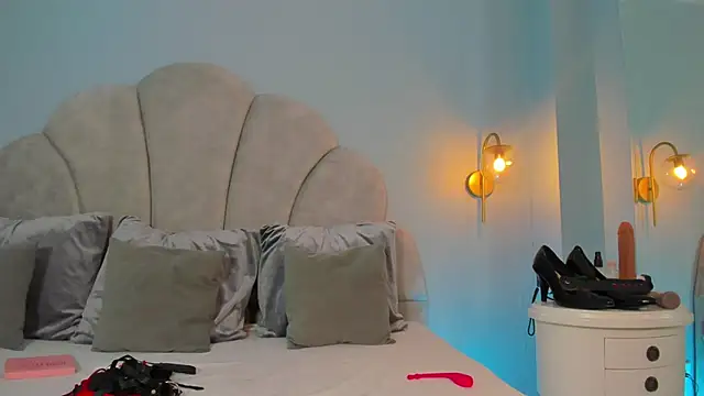 sweeet peach online show from 12.06.24