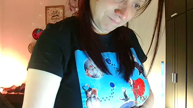 catalinamommyx online show from 04.19.26