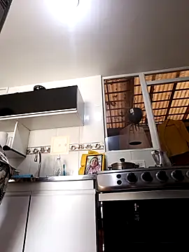 Bonny Klote online show from 12.14.25