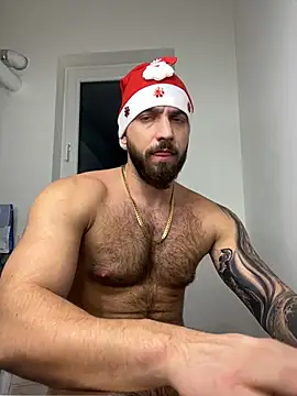 Snapshot of LoveIsBlind_ chatting on 12.29.24 LoveIsBlind  online show from 12.29.24