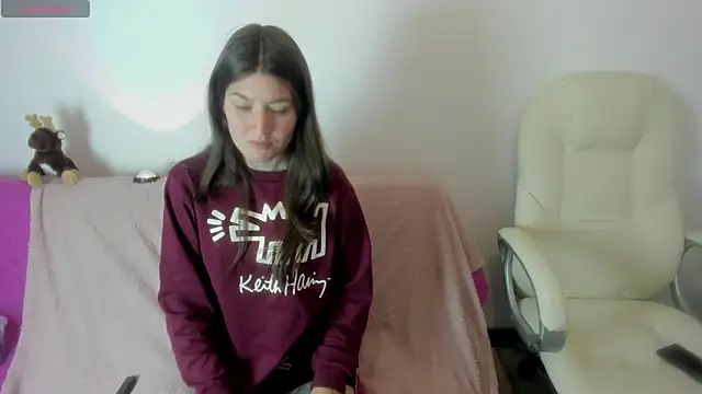 Tesa cute online show from 10.28.25