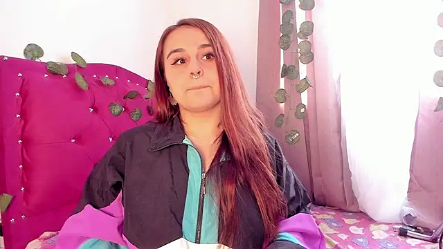 evy orange1 online show from 12.06.24