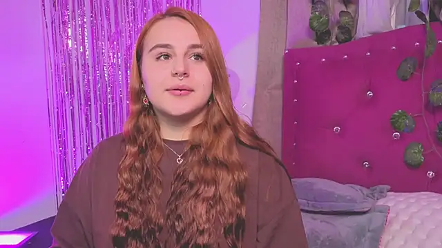 evy orange1 online show from 09.10.25