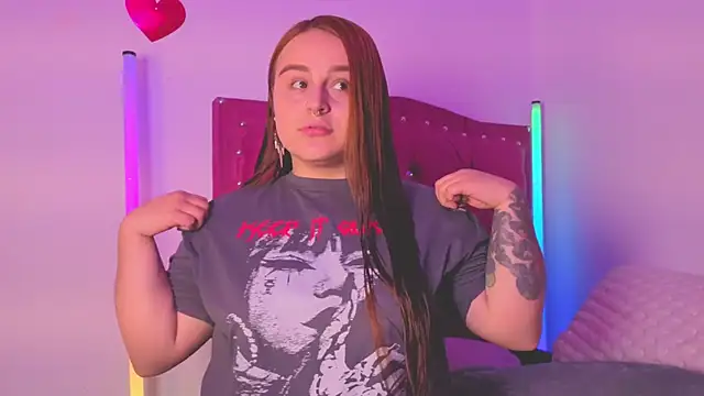 evy orange1 online show from 10.14.25