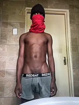 Snapshot of Thickdaddy3 chatting on 11.10.25 Thickdaddy3 online show from 11.10.25