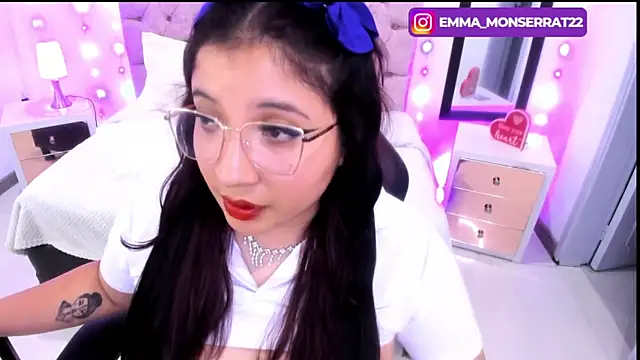 Snapshot of Emma_monserrat chatting on 02.18.25 Emma monserrat online show from 02.18.25