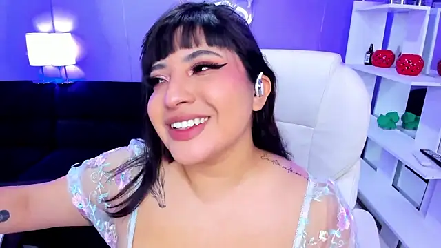 Emma monserrat online show from 04.13.26