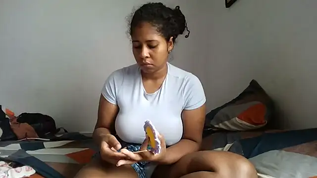 Ivon-09 online show from 03.06.26