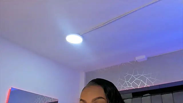 ChaynnaCooper online show from 01.19.25