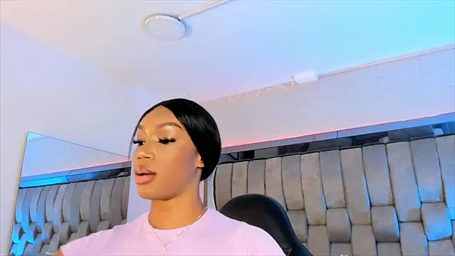 ChaynnaCooper online show from 02.11.25