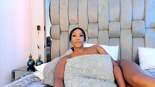 ChaynnaCooper online show from 02.11.25