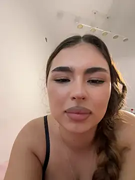 Snapshot of mint_melissaaa chatting on 01.10.25 mint melissaaa online show from 01.10.25