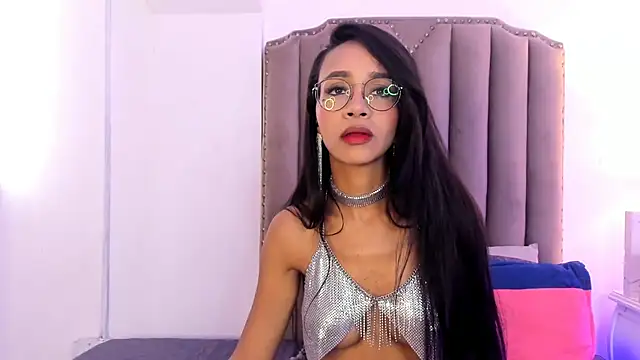 Snapshot of SamanthaFerrer__ chatting on 01.24.25 SamanthaFerrer online show from 01.24.25