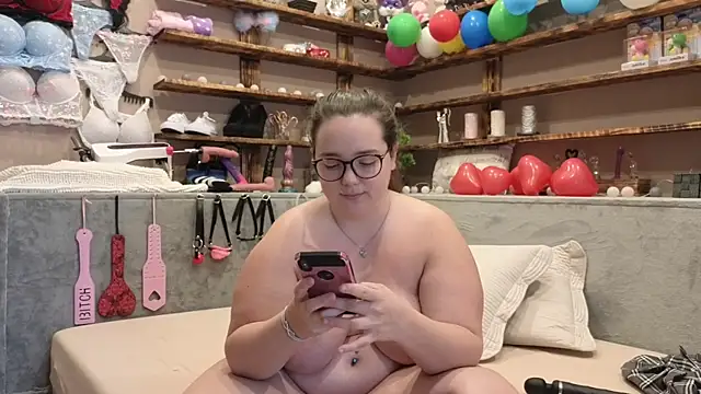 Kimberly-Caprice online show from 03.17.25