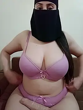 Arabic-Rose online show from 04.23.26
