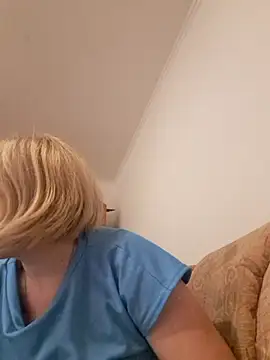 Malichkaanna30 online show from 12.30.24