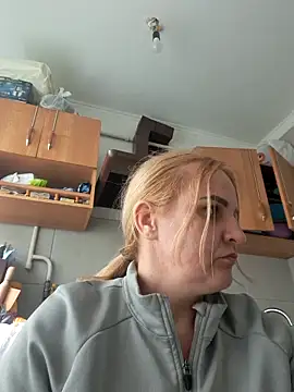 Malichkaanna30 online show from 04.15.26