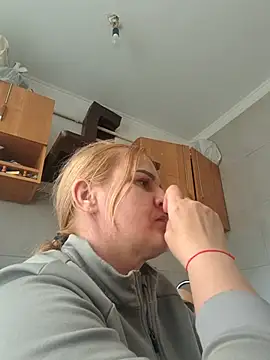 Malichkaanna30 online show from 04.16.26