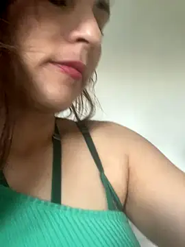 Snapshot of Chanel_shaw chatting on 10.18.25 Chanel shaw online show from 10.18.25