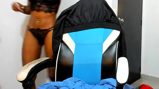 Kalua Brown online show from 03.05.26