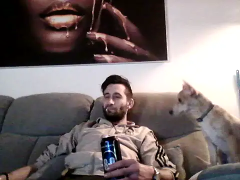 Bigkisslove online show from 02.10.26