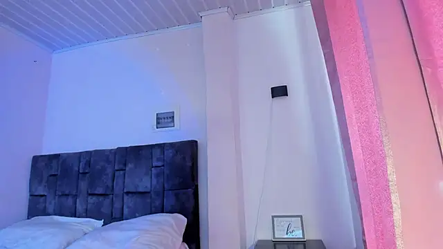 kitty myers online show from 10.31.25