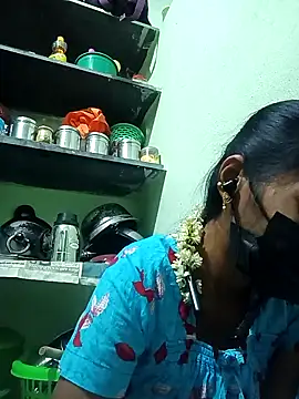 anusiya01 online show from 02.08.25