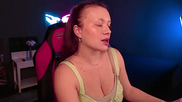 Ariell Margot  online show from 02.01.25