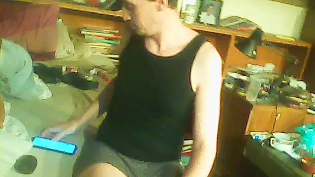 HOTMENVERYHOT online show from 04.17.26