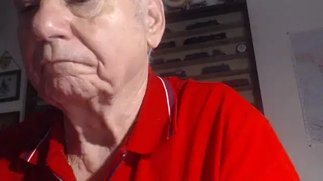 Snapshot of utilisasinus chatting on 11.01.25 utilisasinus online show from 11.01.25