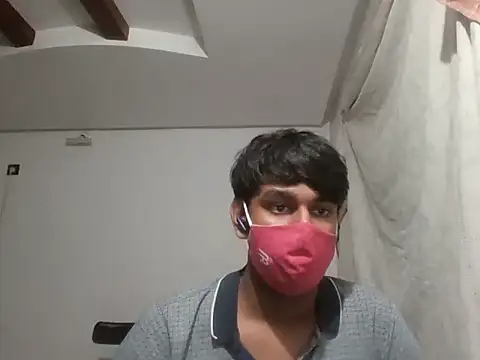 Snapshot of brownguy1234 chatting on 01.24.25 brownguy1234 online show from 01.24.25