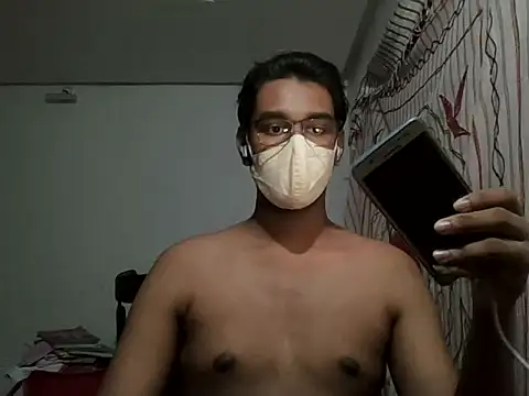 Snapshot of brownguy1234 chatting on 02.09.25 brownguy1234 online show from 02.09.25