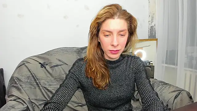 Snapshot of YourSuperModel chatting on 12.16.24 YourSuperModel online show from 12.16.24