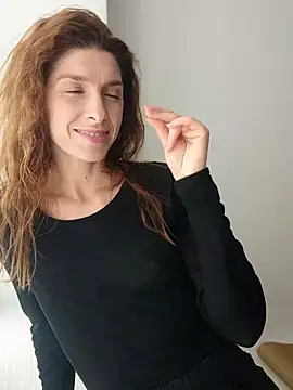 Snapshot of YourSuperModel chatting on 10.12.25 YourSuperModel online show from 10.12.25