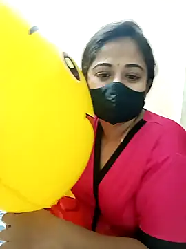 DIZZLING DIVA online show from 12.29.24