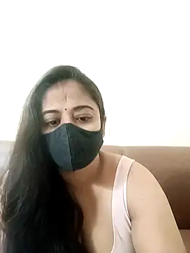 DIZZLING DIVA online show from 01.04.25