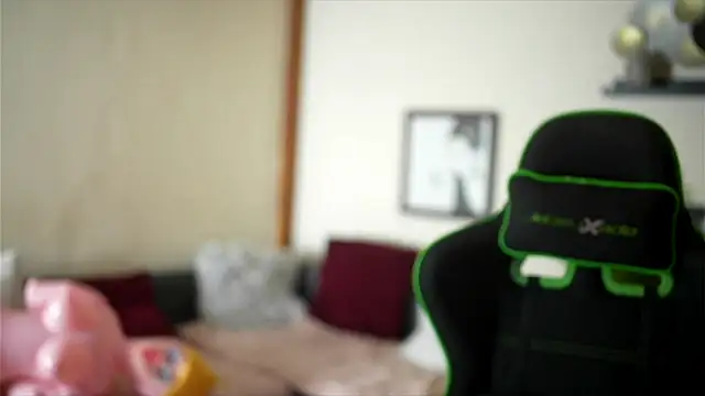 Snapshot of Bellis_Perenis chatting on 06.10.26 Bellis Perenis online show from 06.10.26