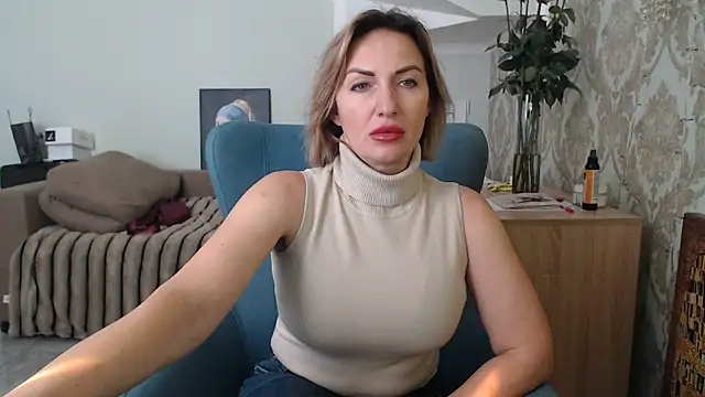 Mallinia online show from 03.13.26