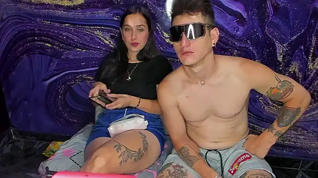 Snapshot of Zara_cum69 chatting on 09.15.25 Zara cum69 online show from 09.15.25