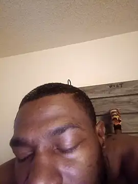 Snapshot of Mcoleman4642 chatting on 10.03.25 Mcoleman4642 online show from 10.03.25