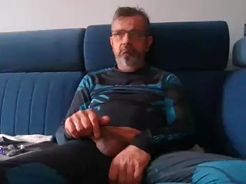 axecoman60 online show from 01.21.25