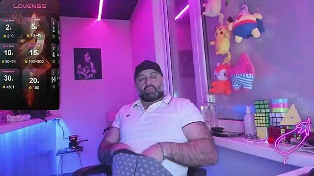 Snapshot of MAGABEAR077 chatting on 03.14.25 MAGABEAR077 online show from 03.14.25