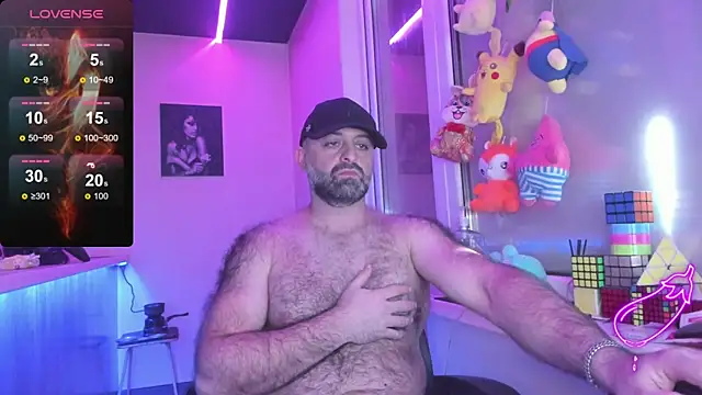 Snapshot of MAGABEAR077 chatting on 03.20.25 MAGABEAR077 online show from 03.20.25