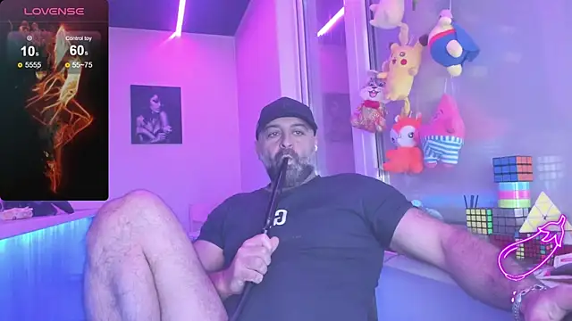 Snapshot of MAGABEAR077 chatting on 03.21.25 MAGABEAR077 online show from 03.21.25